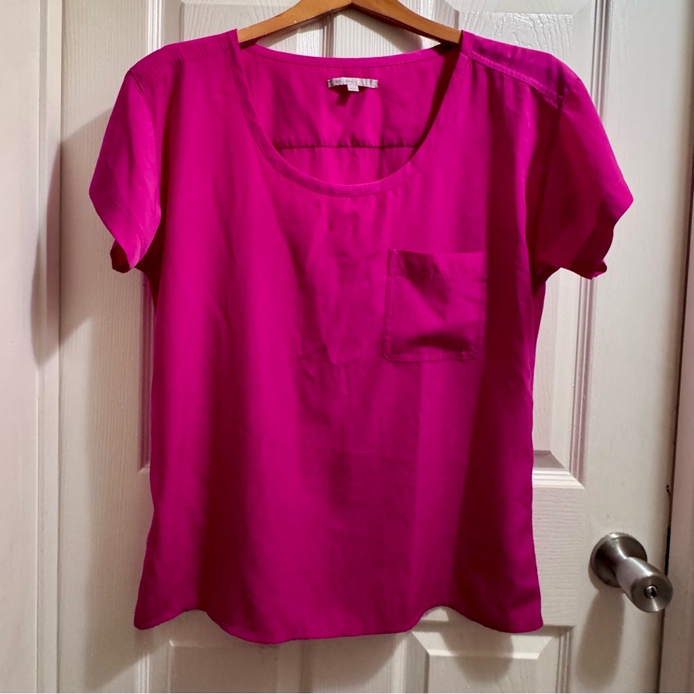 Gap- Women's Hot Pink Short Sleeve Blouse - Size Medium